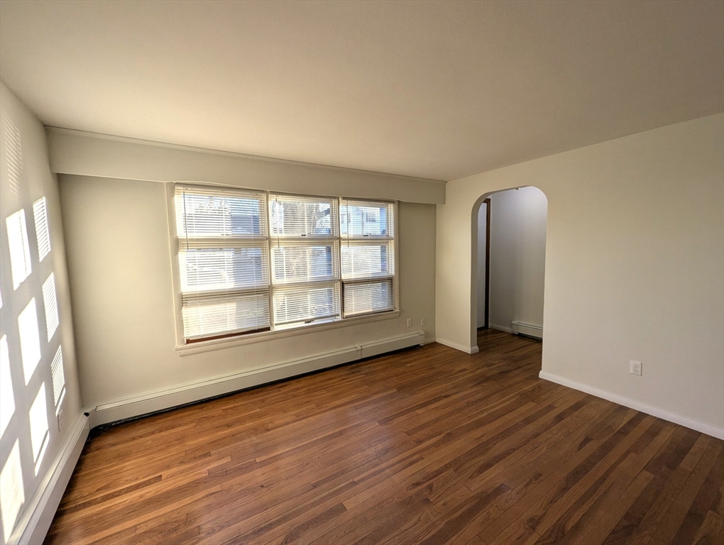 44 Barrington Road 1