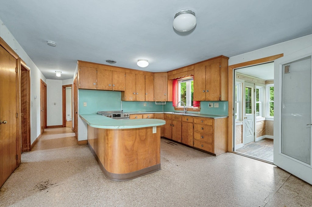 129 Forest St, Haverhill, MA, 129 Forest St, Haverhill, MA Photo #13