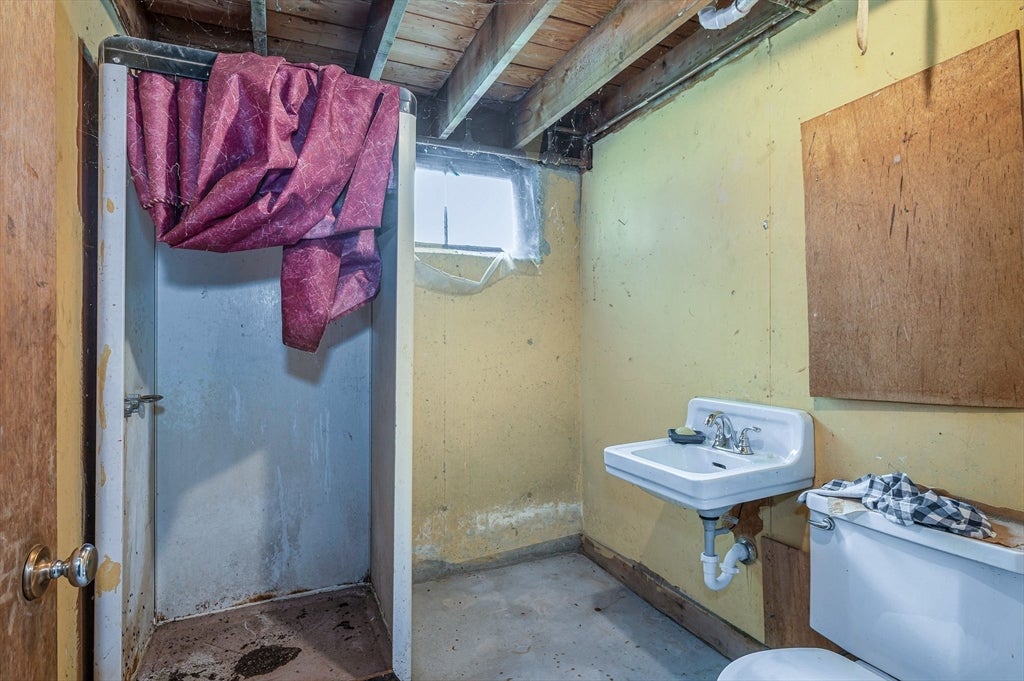 129 Forest St, Haverhill, MA, 129 Forest St, Haverhill, MA Photo #40