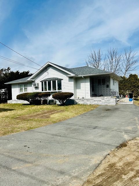 469 Sawyer St New Bedford MA 02746