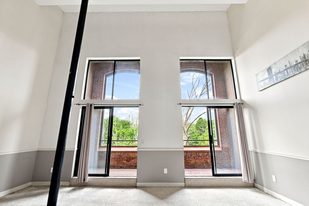 96 Old Colony Ave 302