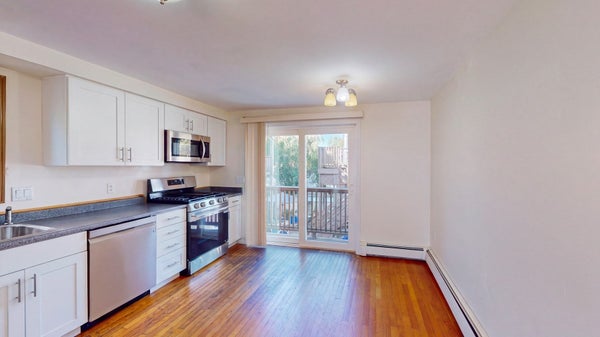 115 L ST # 1, SOUTH BOSTON, MA 02127 - Image c2ed5378b3ebe1a7a50a1eac74ed8ec4/2903567882