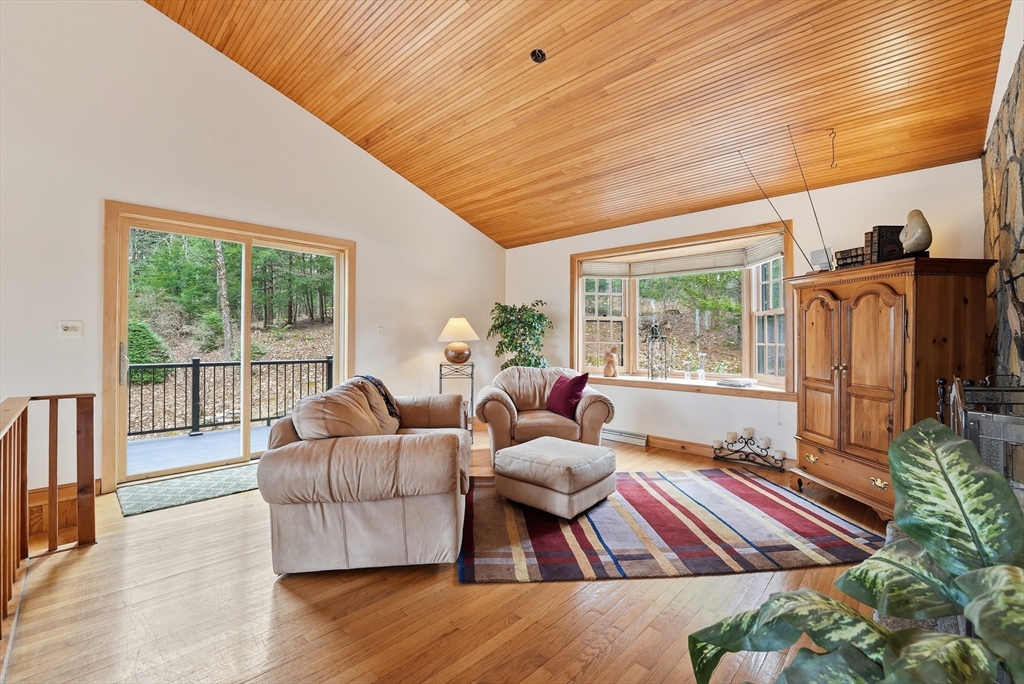 118 Starkweather Hill Rd