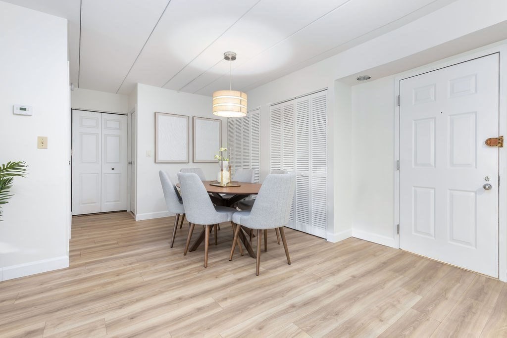 100 Boatswain's Way 201