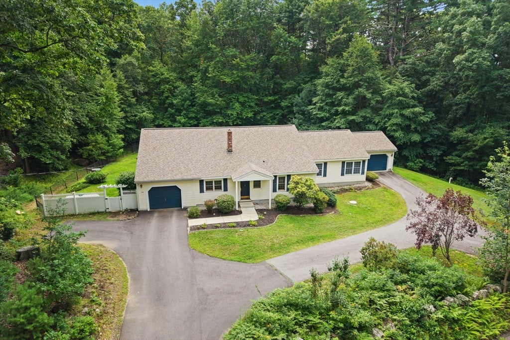 34 Old Milford Rd
