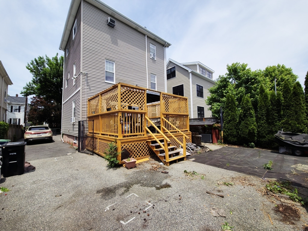 23 Quincy St