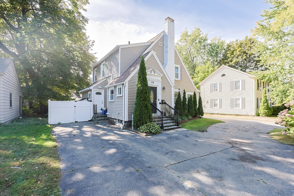 32 Melrose Street