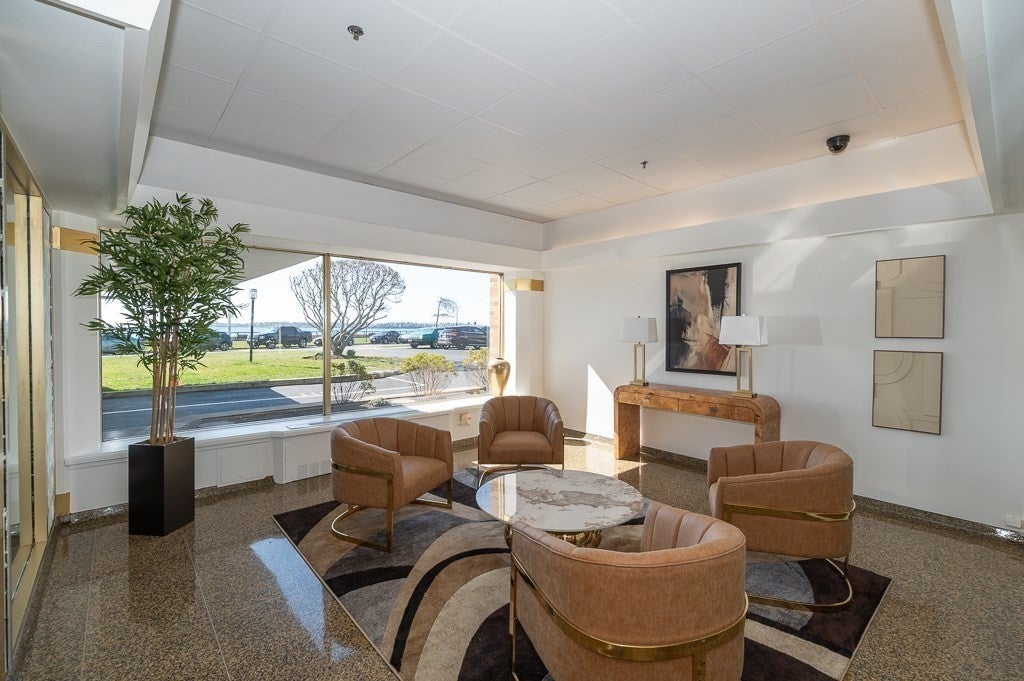 300 Lynn Shore Dr #410, Lynn, MA Photo #12