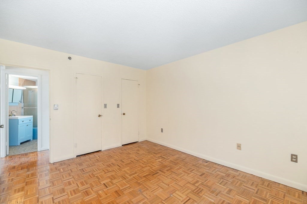 300 Lynn Shore Dr #410, Lynn, MA Photo #30