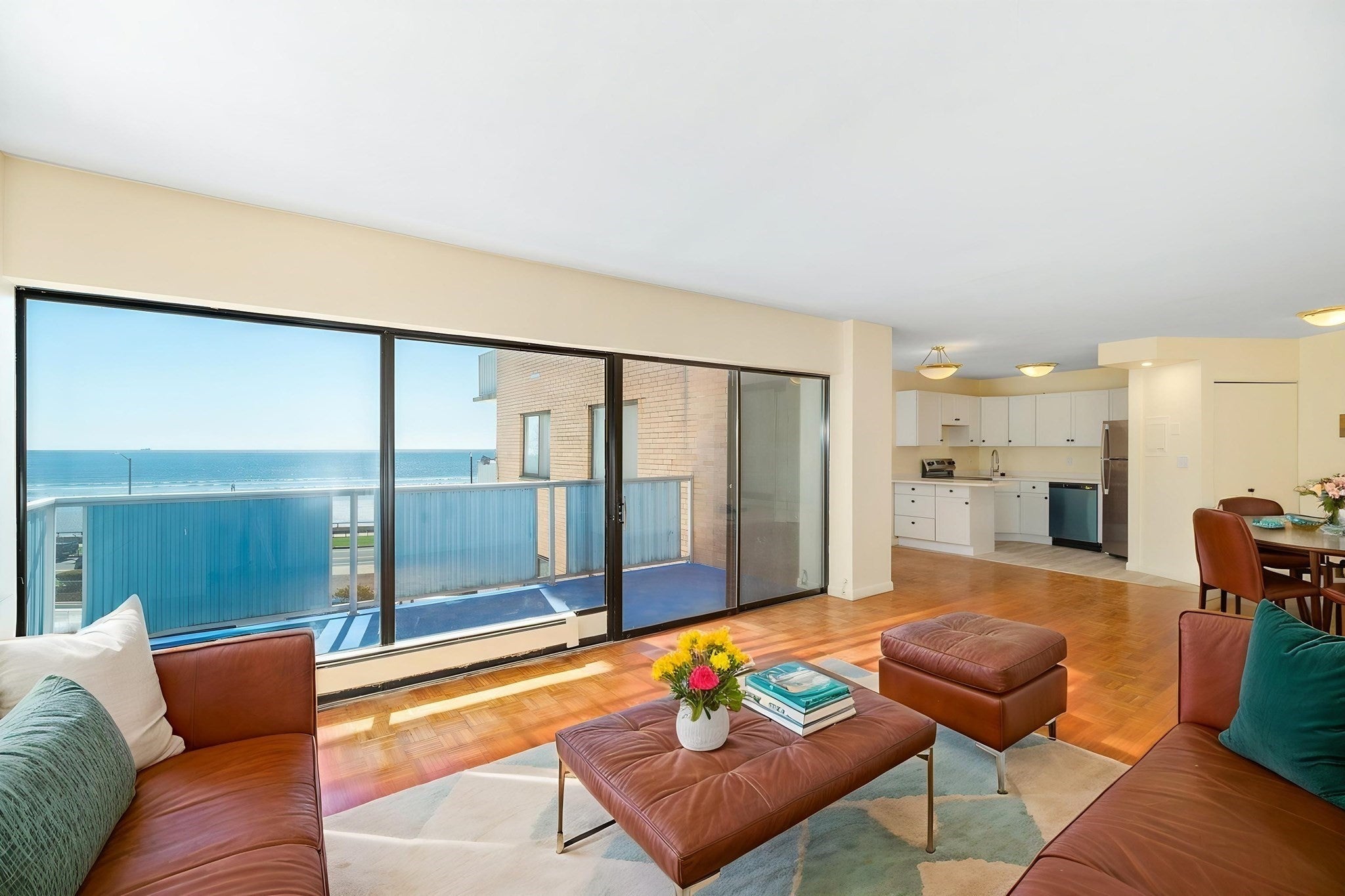 Photo of 300 Lynn Shore Dr, Lynn, MA