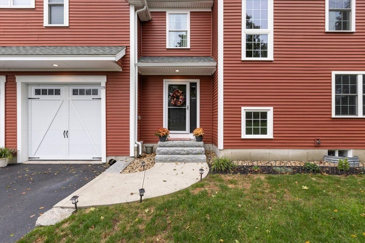 19 Hampstead Street #19, Methuen, MA, 19 Hampstead Street #19, Methuen, MA Photo #3