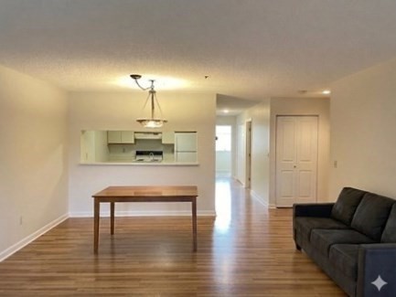 148 Main St O303