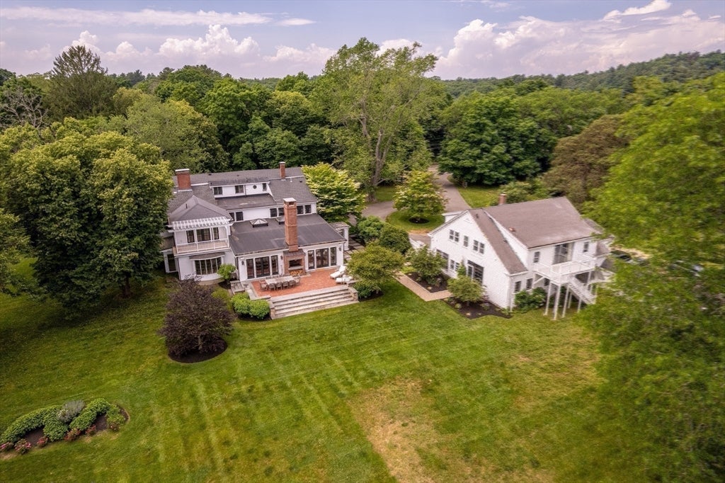 675 Bay Road
