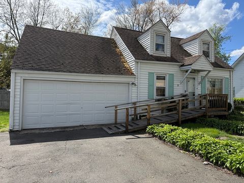 17 Royal St Agawam MA 01030