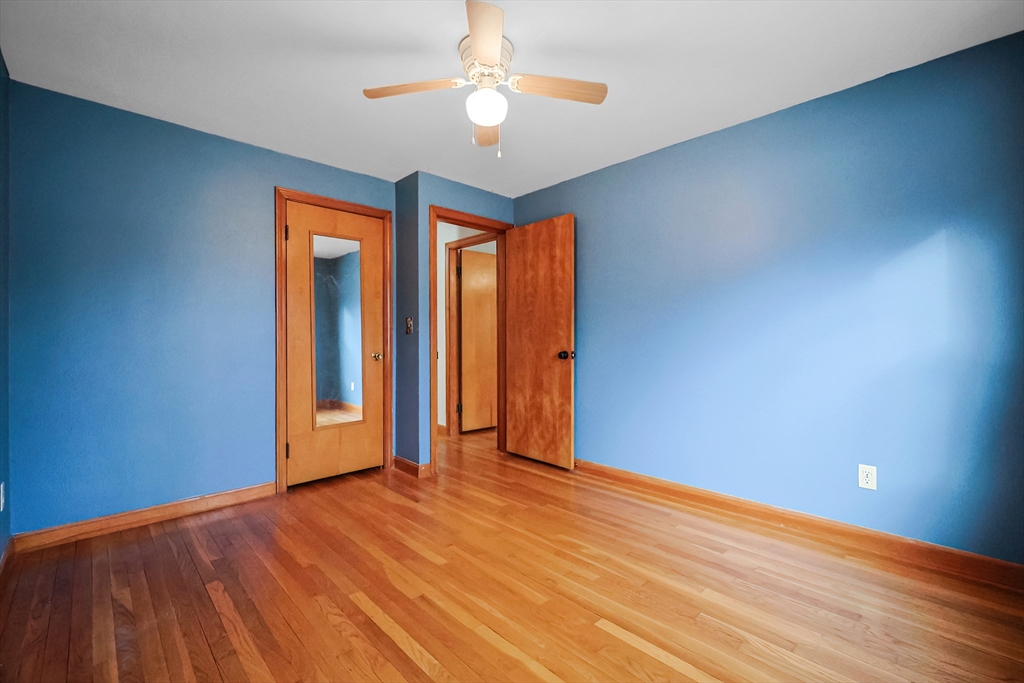 North Attleboro, Massachusetts 02760, United States, 3 Bedrooms Bedrooms, ,1 BathroomBathrooms,Residential,Pending,21339