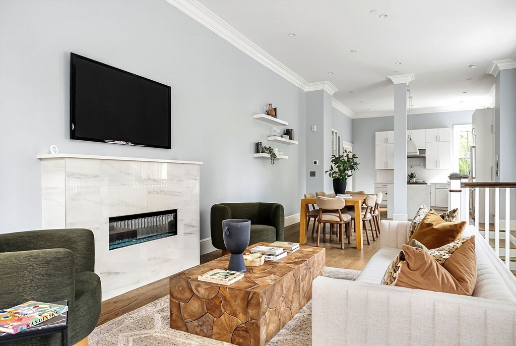 327 Shawmut Ave 1
