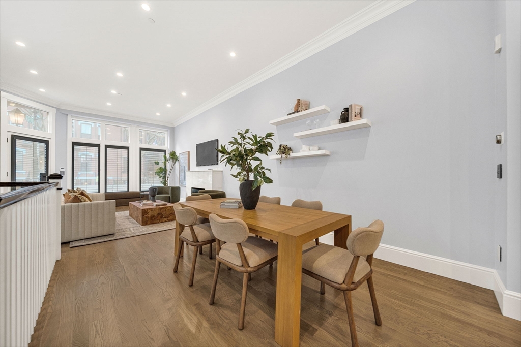 327 Shawmut Ave 1