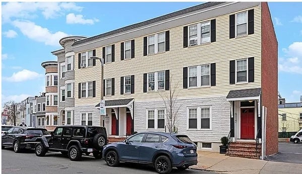 428-432 E 3RD ST, BOSTON, MA 02127 - Image c30c9a36767d3acea1d3b1a3ca8dcd64/2033340933