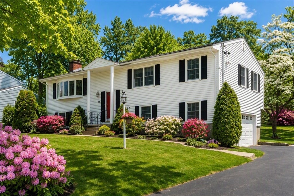 Photo of 41 Berkeley Rd, Framingham, MA