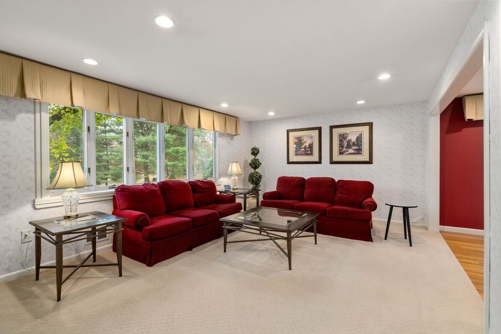 41 Berkeley Rd, Framingham, MA, 41 Berkeley Rd, Framingham, MA Photo #4