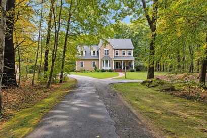 144 East St Uxbridge MA 01569
