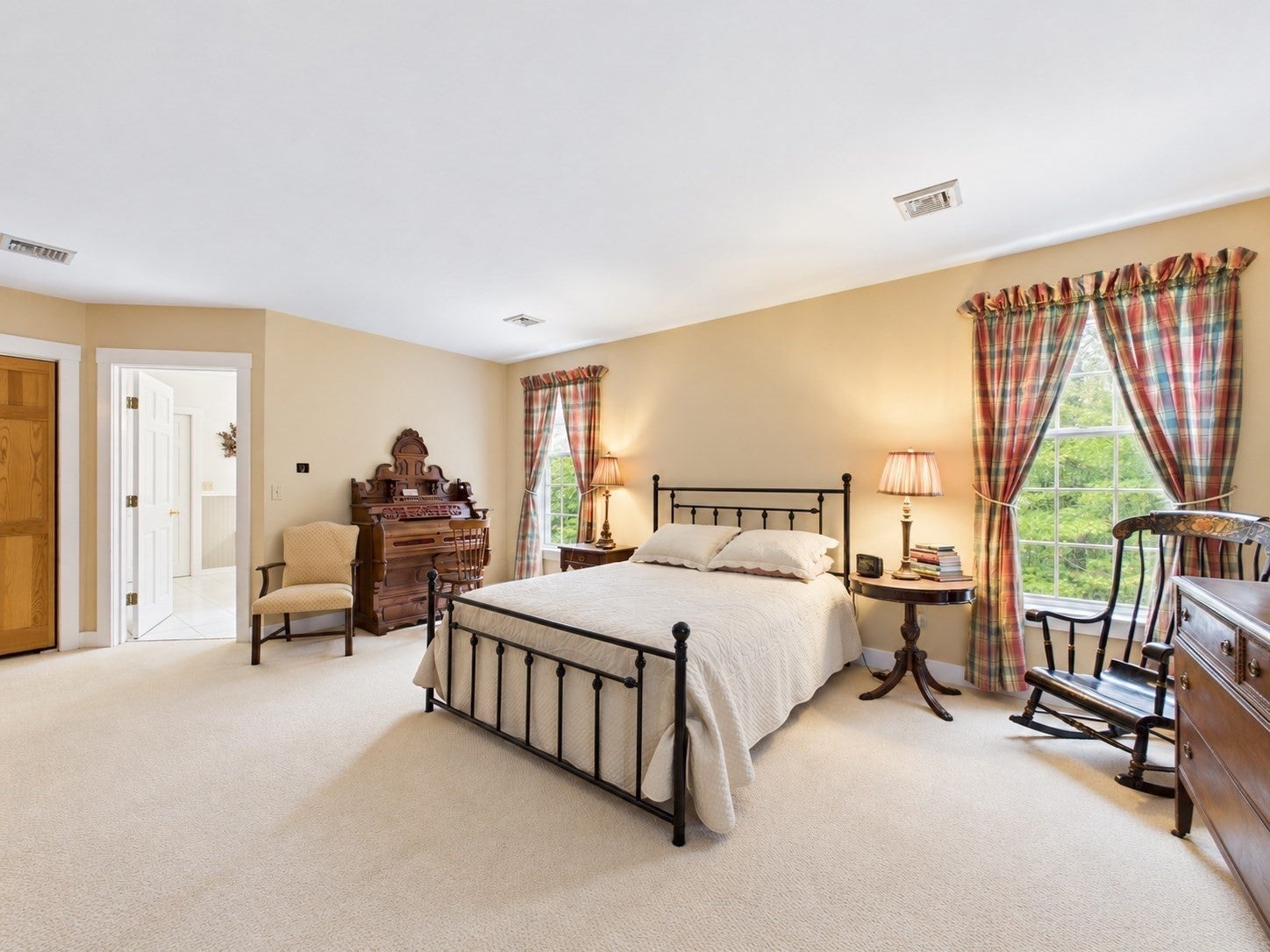 144 East St, Uxbridge, MA, 144 East St, Uxbridge, MA Photo #25