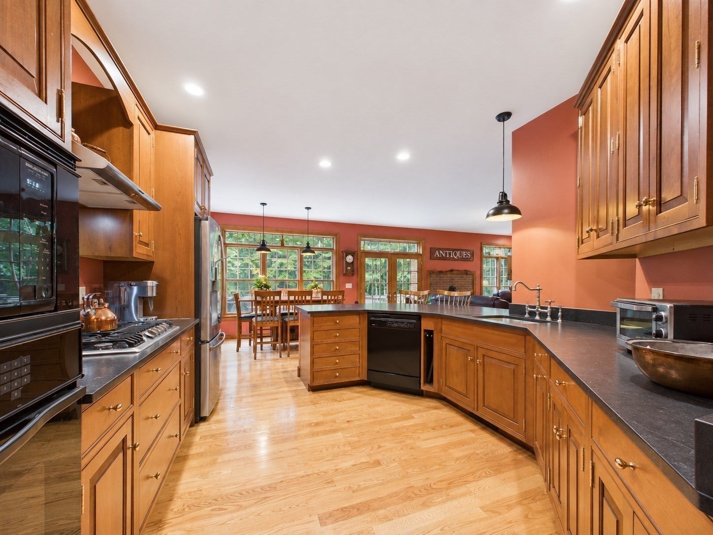 144 East St, Uxbridge, MA, 144 East St, Uxbridge, MA Photo #16