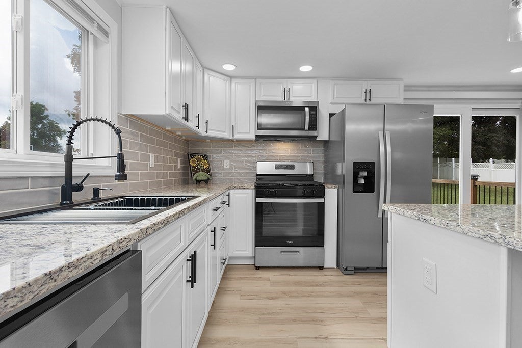 59 Racicot Ave, Webster, MA, 59 Racicot Ave, Webster, MA Photo #7