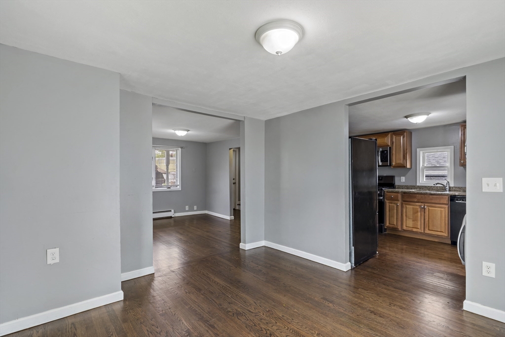6 Lindsell St, Saugus, MA Photo #14