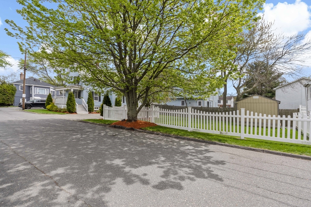 6 Lindsell St, Saugus, MA Photo #42