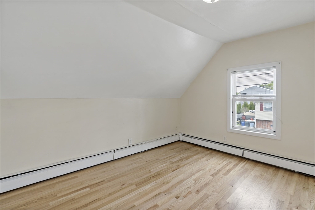 6 Lindsell St, Saugus, MA Photo #24