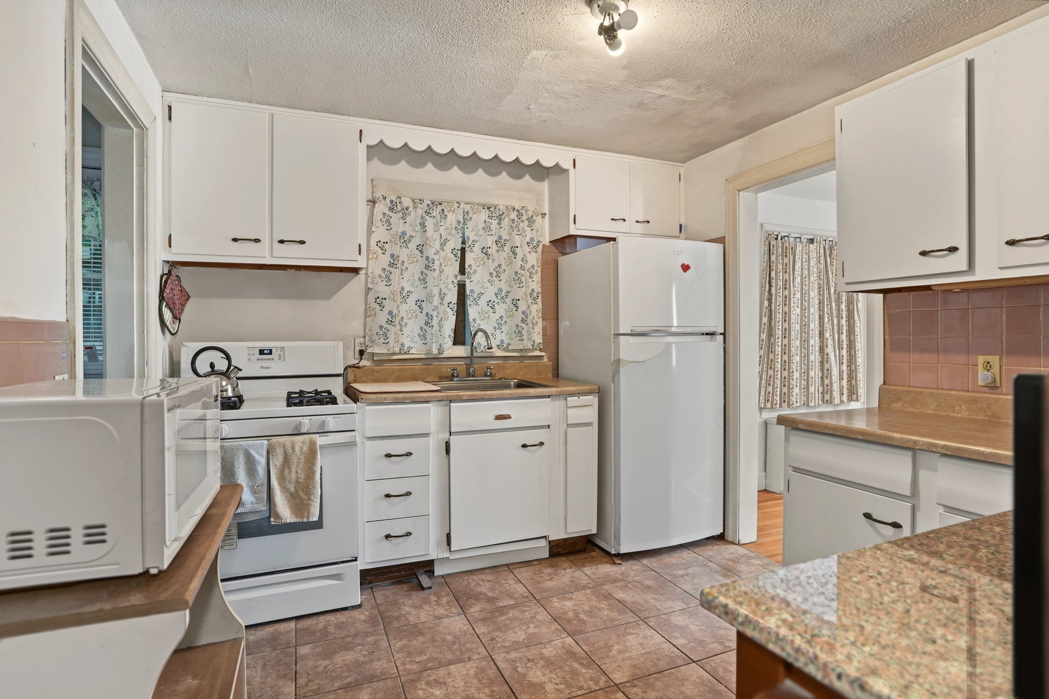675 Burncoat Street, Worcester, MA, 675 Burncoat Street, Worcester, MA Photo #6
