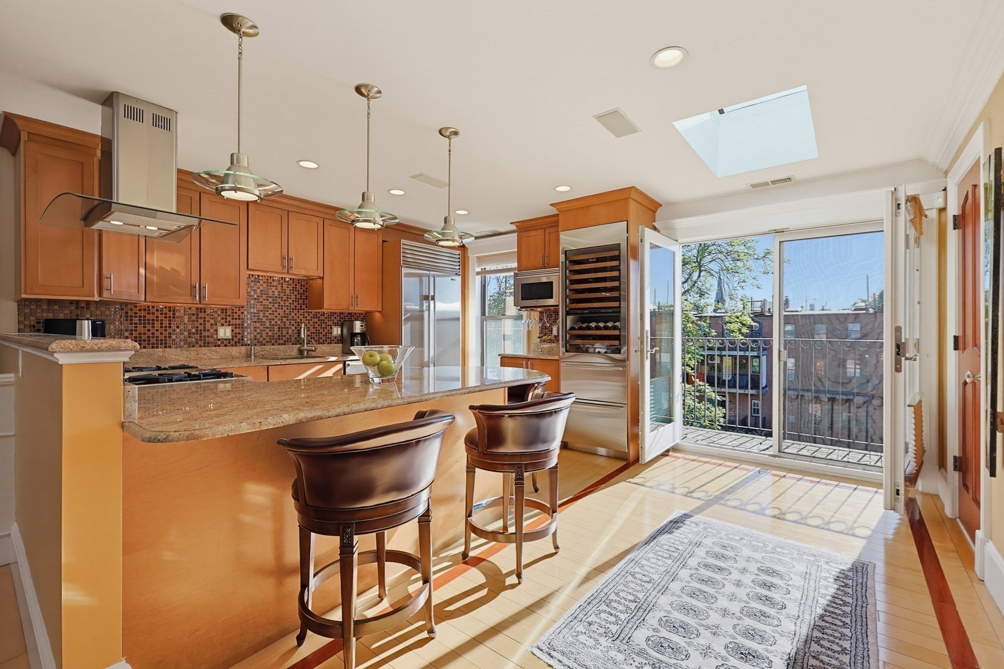 220 West Canton 3