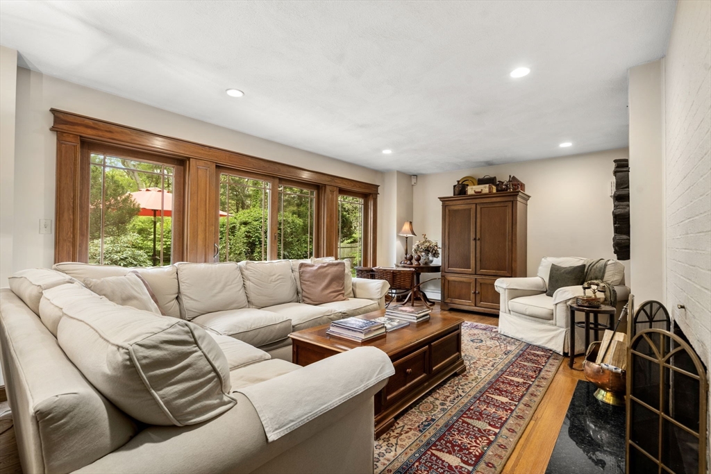 50 Shady Rest Rd