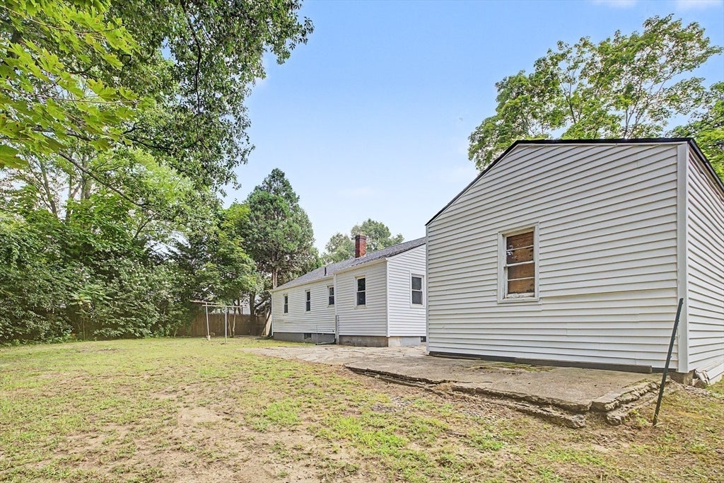 9 Moss Rd, Springfield, MA, 9 Moss Rd, Springfield, MA Photo #29