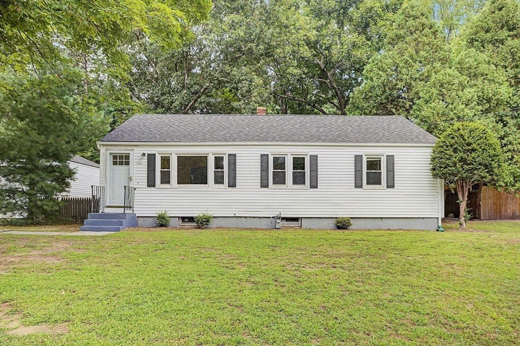 9 Moss Rd