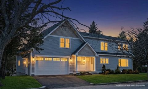 Photo of 204 Green St, Marblehead, MA 01945 (MLS # 73494254)