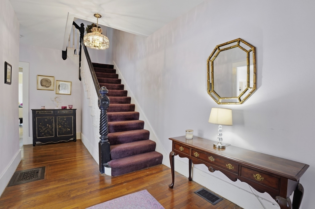 6-8 Gibbon Avenue, Milford, MA Photo #5