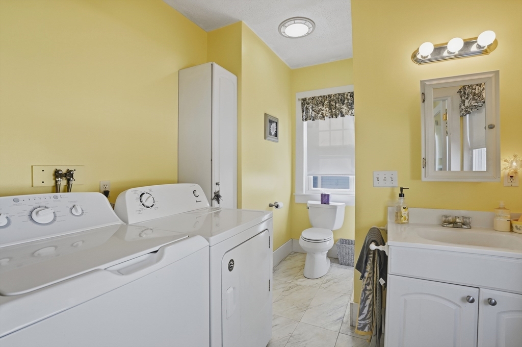 6-8 Gibbon Avenue, Milford, MA Photo #13