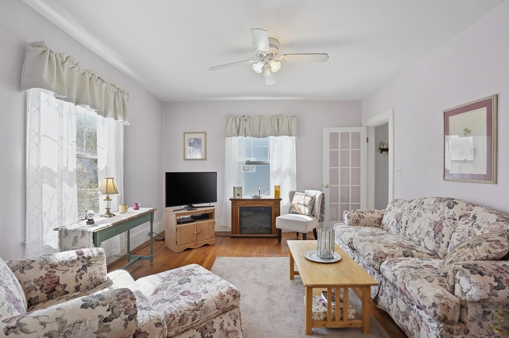 6-8 Gibbon Avenue, Milford, MA Photo #6