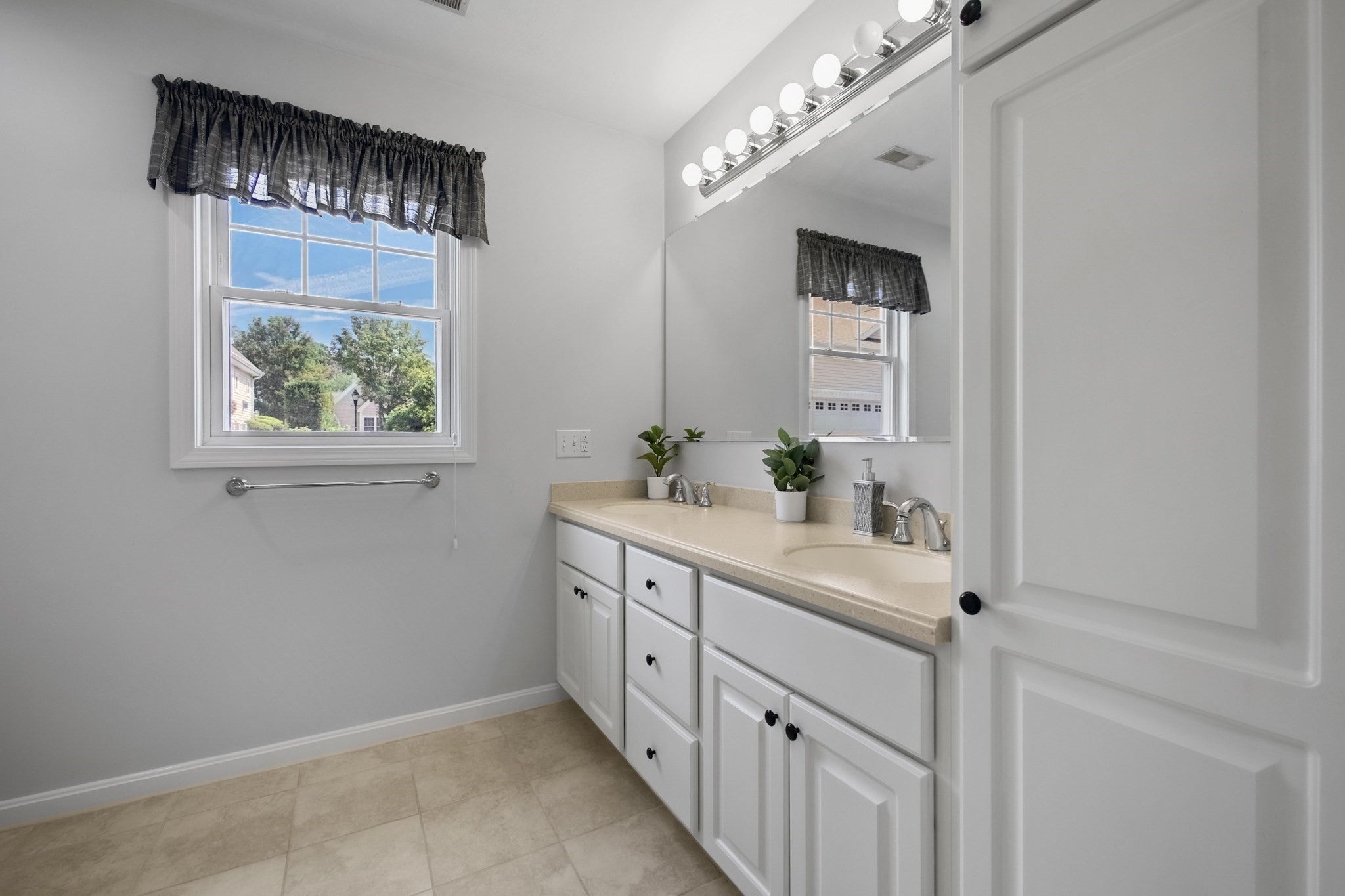 500 Mendon Rd #326, Cumberland, RI Photo #23