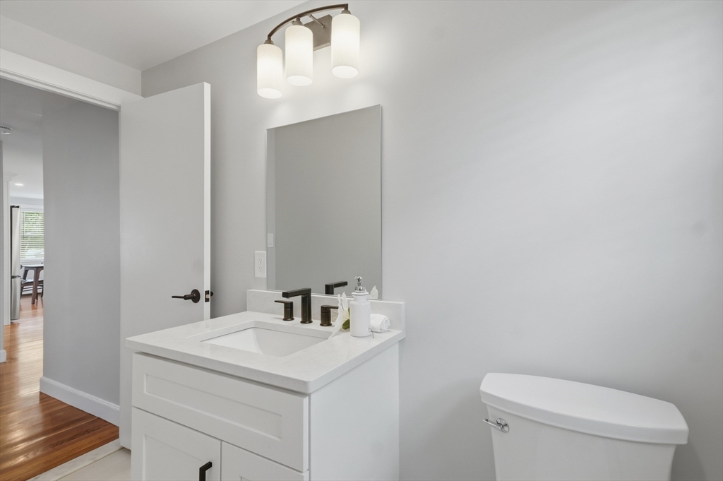 222 Park Street, Stoneham, MA Photo #15