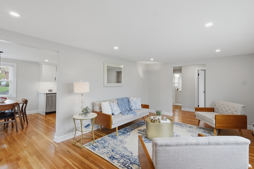 222 Park Street, Stoneham, MA Photo #4
