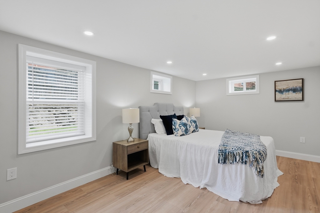 222 Park Street, Stoneham, MA Photo #14