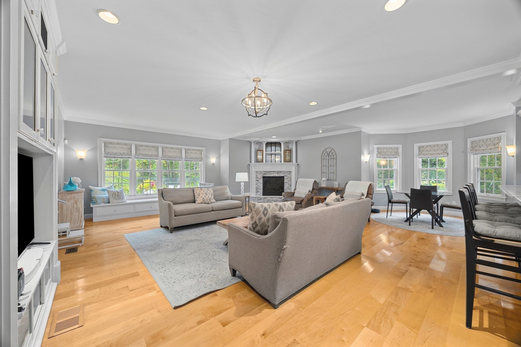 75 Spring St, Shrewsbury, MA Photo #9