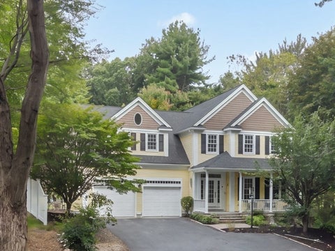 Photo of 75 Spring St, Shrewsbury, MA 01545 (MLS # 73583834)
