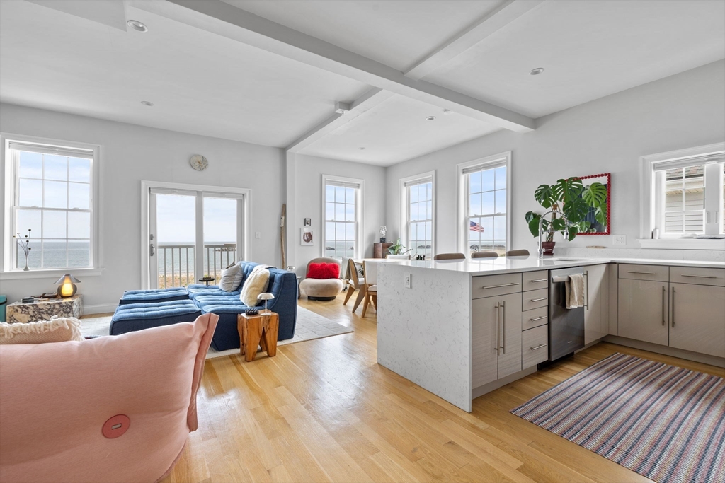 148 Winthrop Shore Dr 4