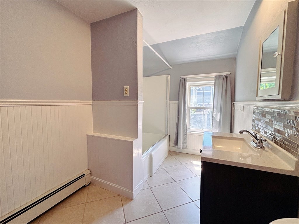 19 Maple St 2