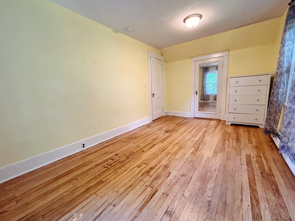 19 Maple St 2