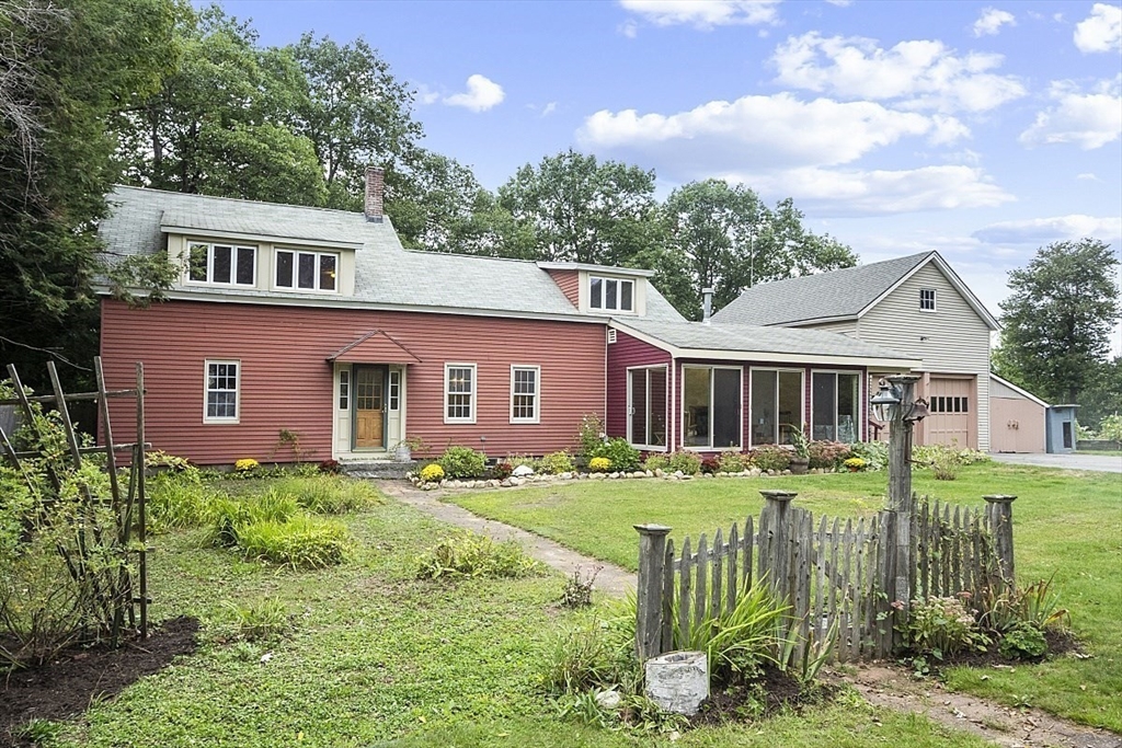 200 Lake Rd